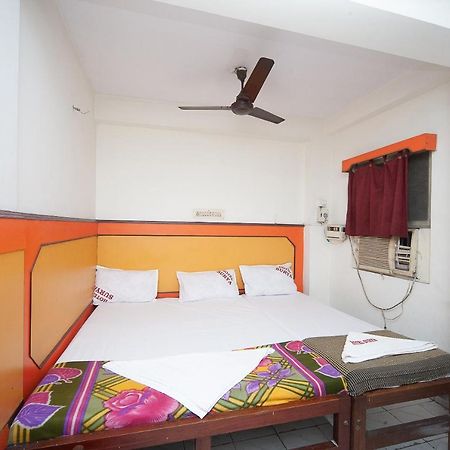 Spot On 38565 Hotel Surya Thiruvengadam St Madrás Exterior foto