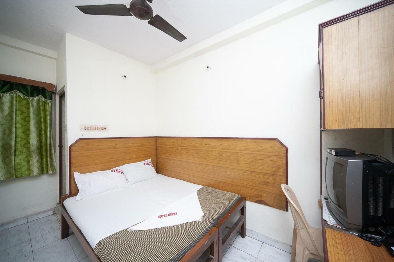 Spot On 38565 Hotel Surya Thiruvengadam St Madrás Exterior foto
